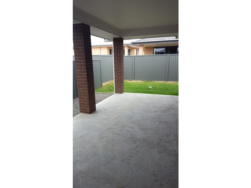 5 Fairmont Bvd, Hamlyn Terrace NSW 2259