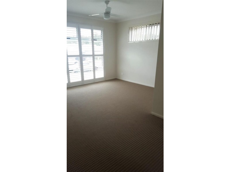 5 Fairmont Bvd, Hamlyn Terrace NSW 2259