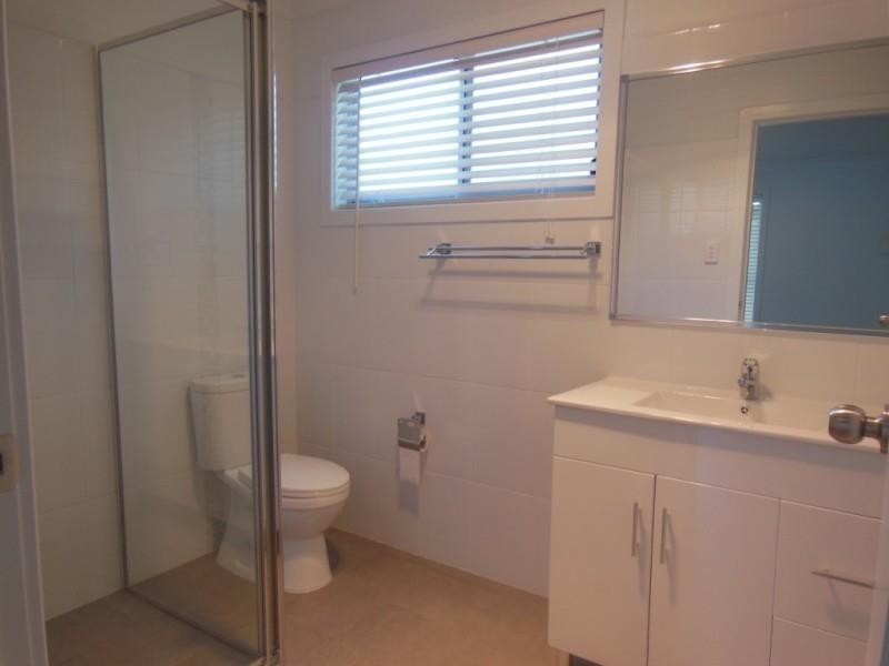 92A Kerry Cres, Berkeley Vale NSW 2261