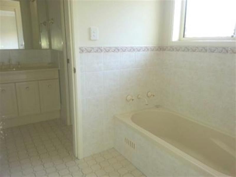 110a Bottlebrush Dr, Glenning Valley NSW 2261