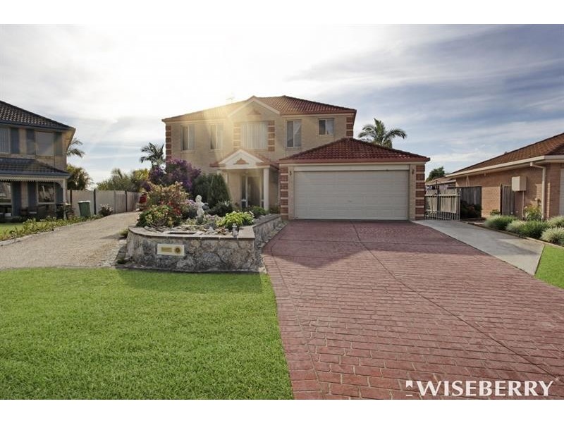 3 Vulcan Cl, Hamlyn Terrace NSW 2259