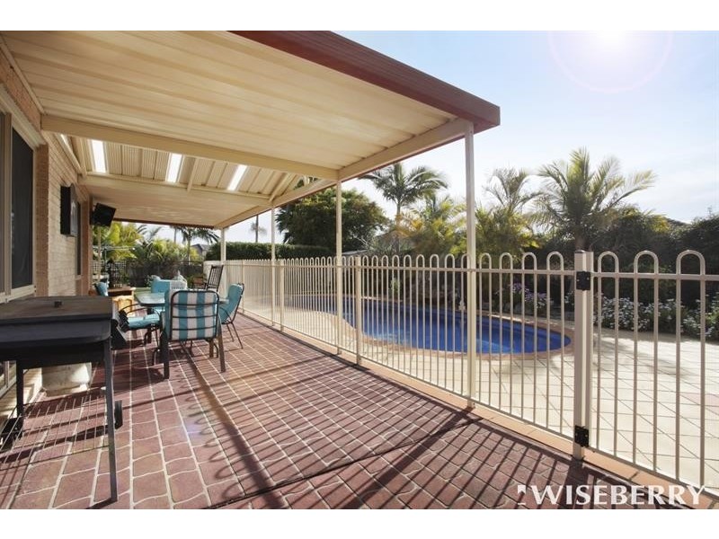 3 Vulcan Cl, Hamlyn Terrace NSW 2259