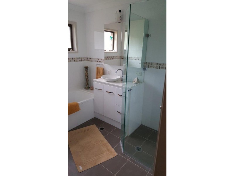 316 Geoffrey Rd, Chittaway Point NSW 2261