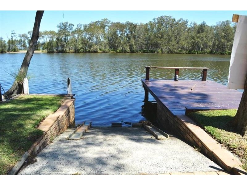 316 Geoffrey Rd, Chittaway Point NSW 2261