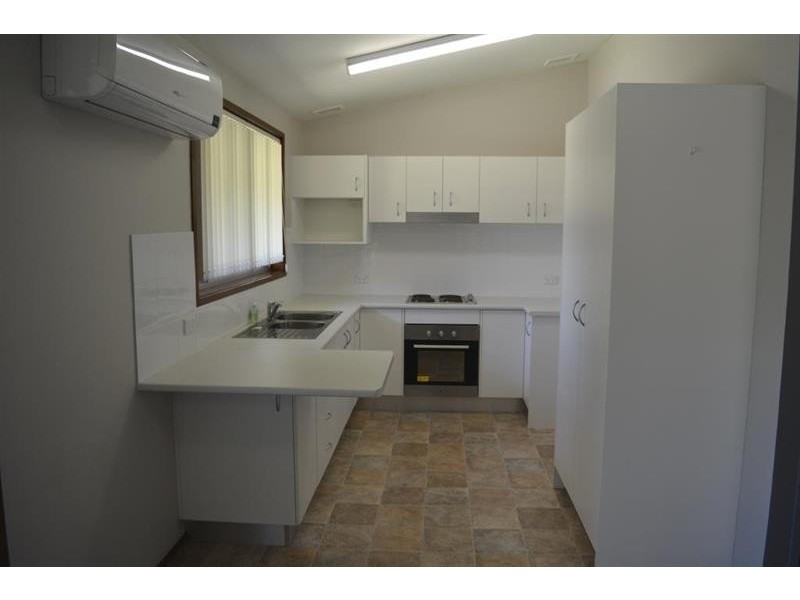 1 Macleay  Dr, Halekulani NSW 2262