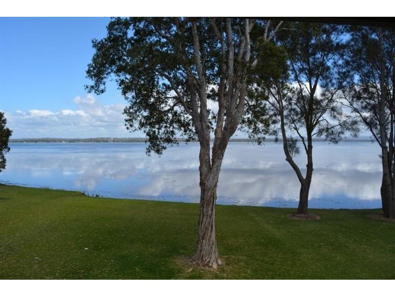 82 Leonard Ave, Toukley NSW 2263