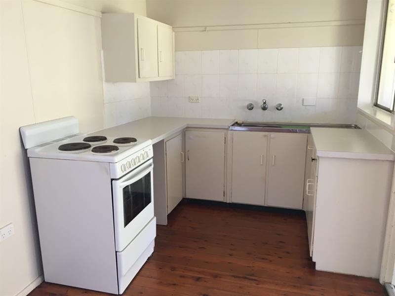 80 Main Rd, Toukley NSW 2263