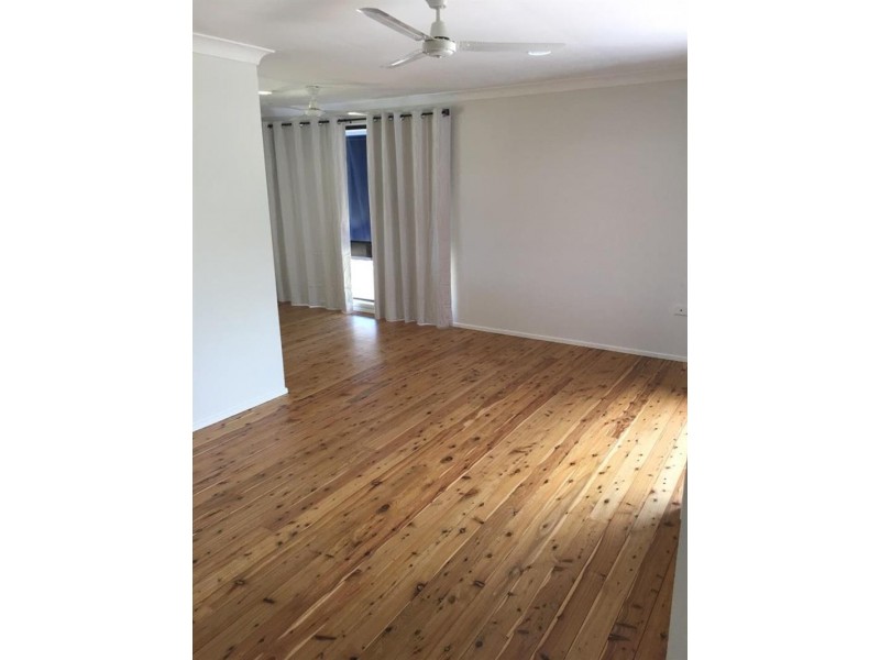 1 Kawana Ave, Blue Haven NSW 2262