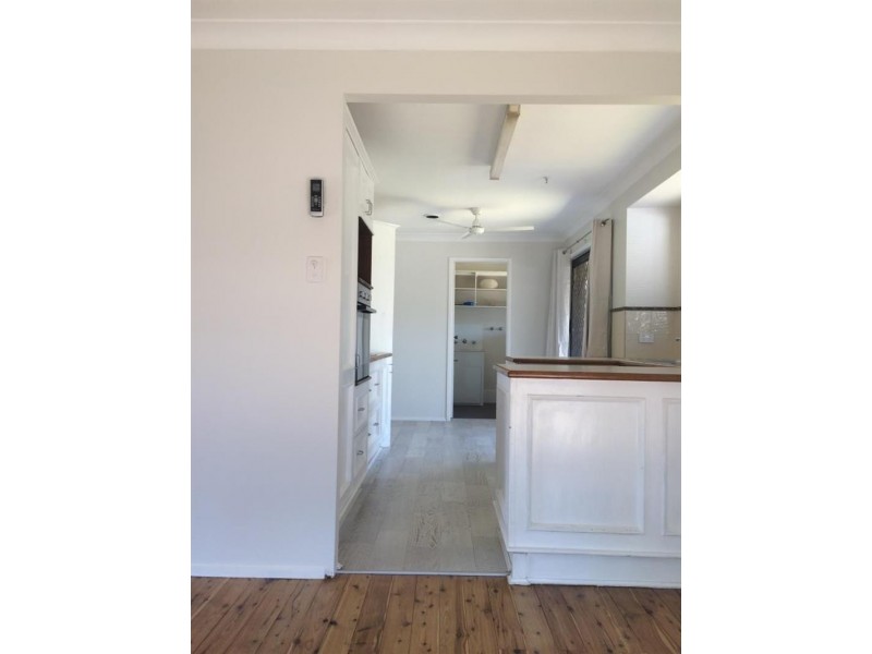 1 Kawana Ave, Blue Haven NSW 2262