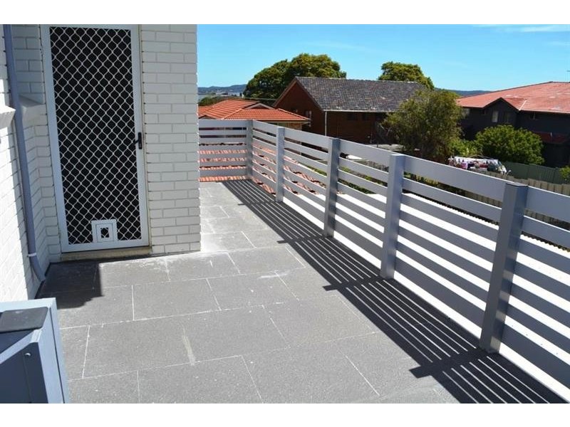 297 The Entrance  Rd, The Entrance NSW 2261