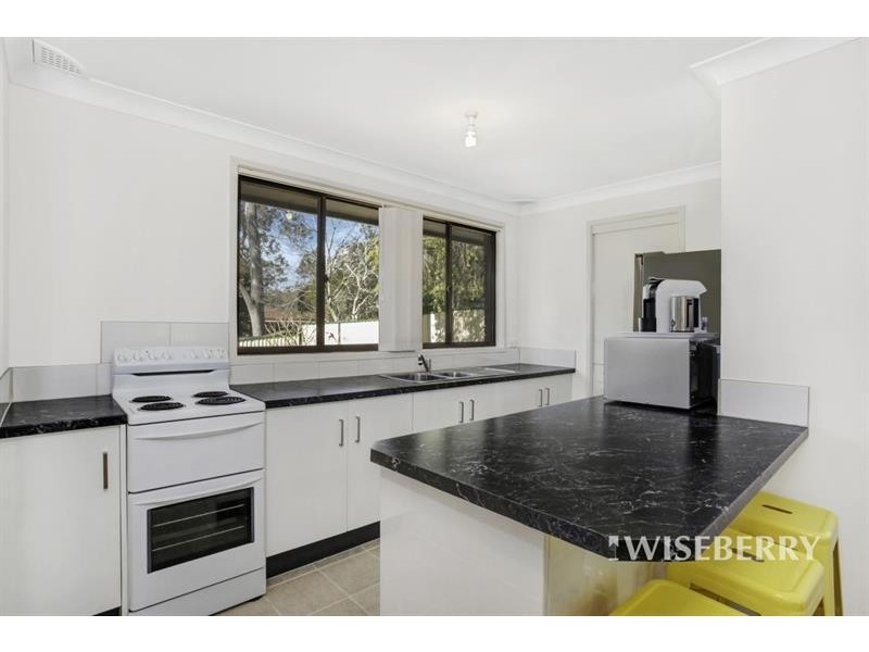 93 Casey  Drive, Watanobbi NSW 2259