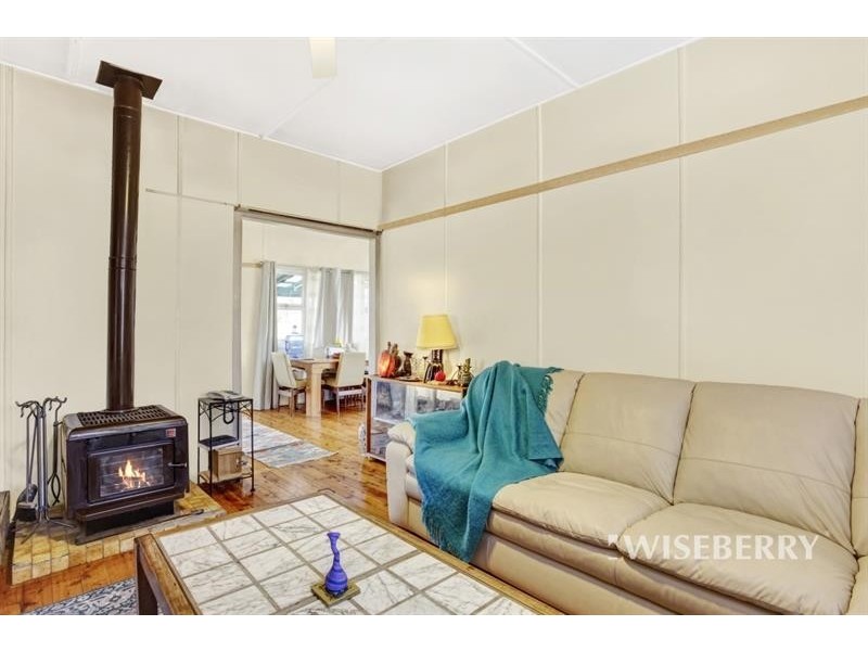 193 Tuggerawong Rd, Tuggerawong NSW 2259