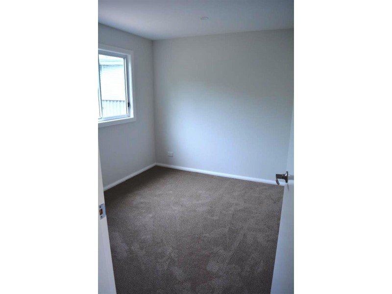 10A Charmhaven Ave, Charmhaven NSW 2263