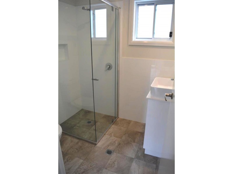 10A Charmhaven Ave, Charmhaven NSW 2263