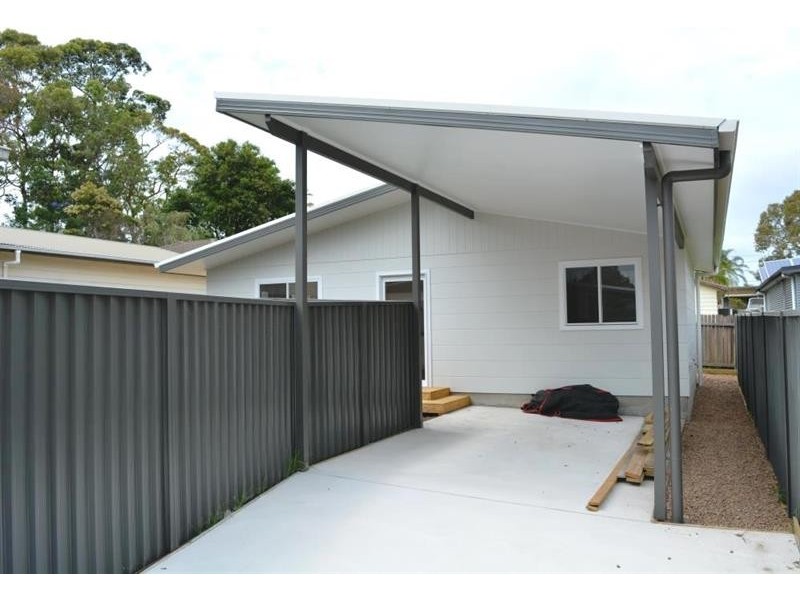 10A Charmhaven Ave, Charmhaven NSW 2263