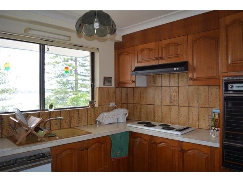 4/5 Marine Pde, The Entrance NSW 2261