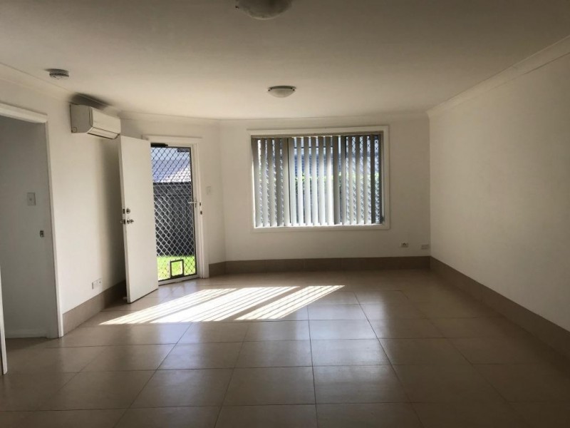 1/22 Salamander Road, Wadalba NSW 2259