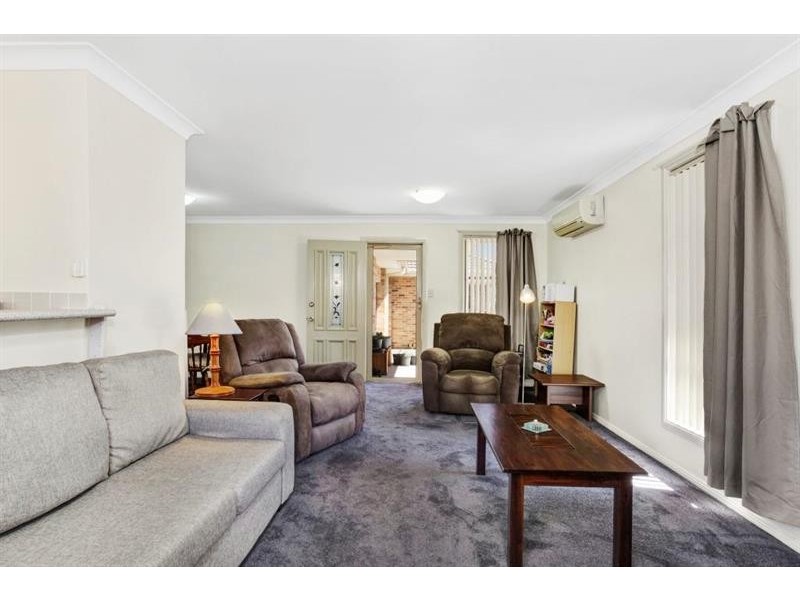 2 West Kahala Ave, Budgewoi NSW 2262