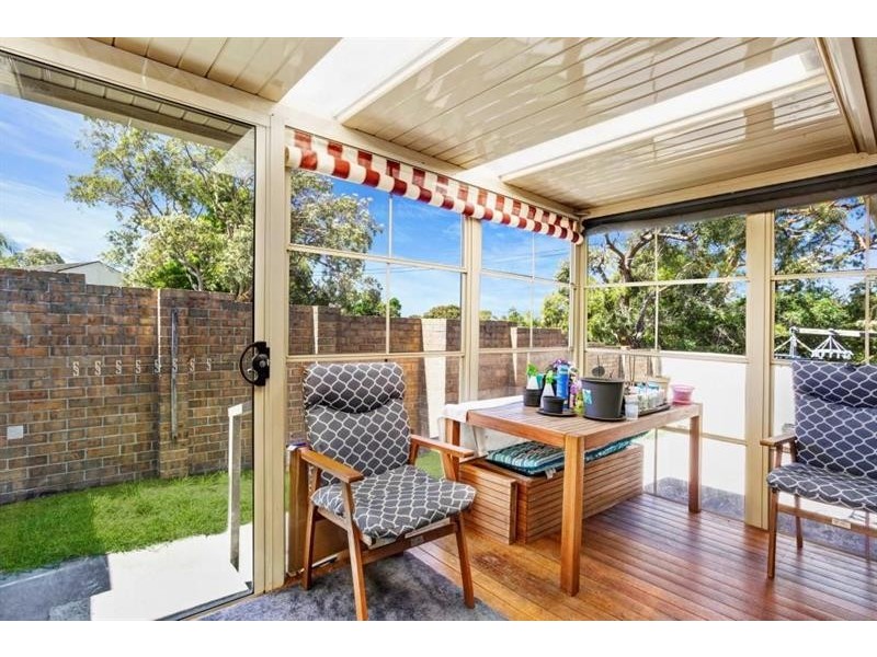 2 West Kahala Ave, Budgewoi NSW 2262