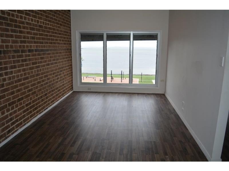3/16 Beach St, Canton Beach NSW 2263