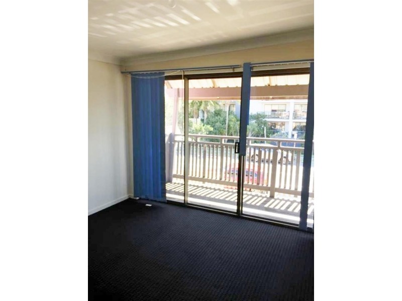1/6 Torrens Ave, The Entrance NSW 2261