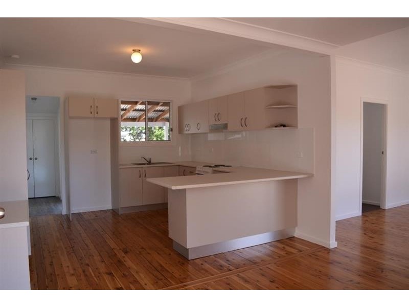 4 Hibbard St, Canton Beach NSW 2263