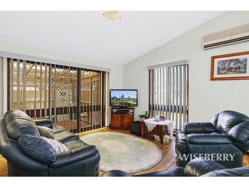 14 Karangal Crescent, Buff Point NSW 2262