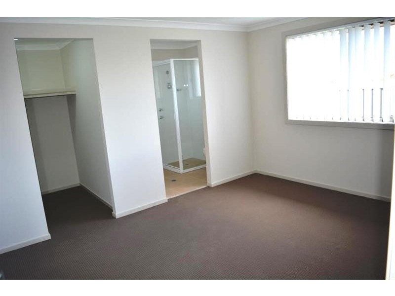 9 Nelson Grove, Woongarrah NSW 2259