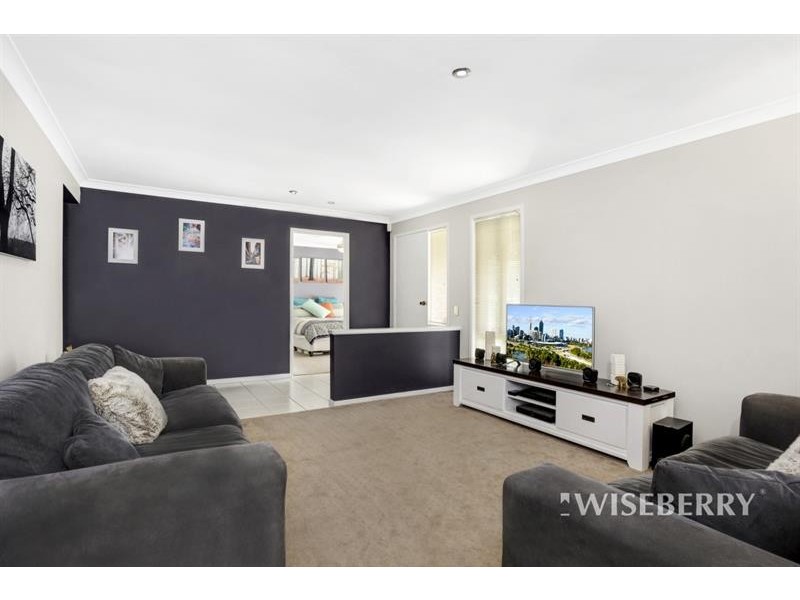 242 Woodbury Park Dr, Mardi NSW 2259
