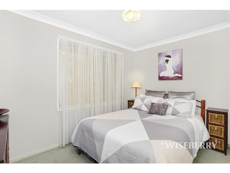 242 Woodbury Park Dr, Mardi NSW 2259