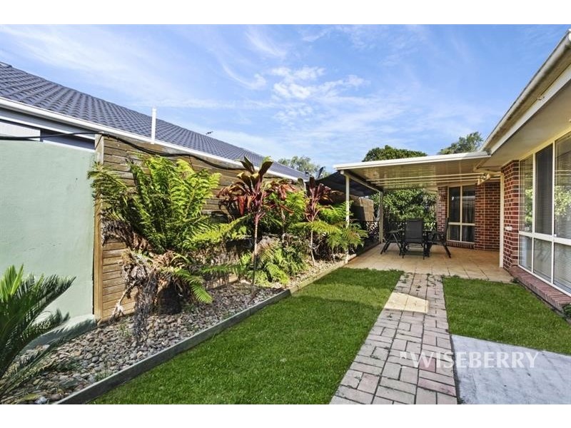 242 Woodbury Park Dr, Mardi NSW 2259