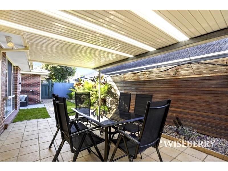 242 Woodbury Park Dr, Mardi NSW 2259