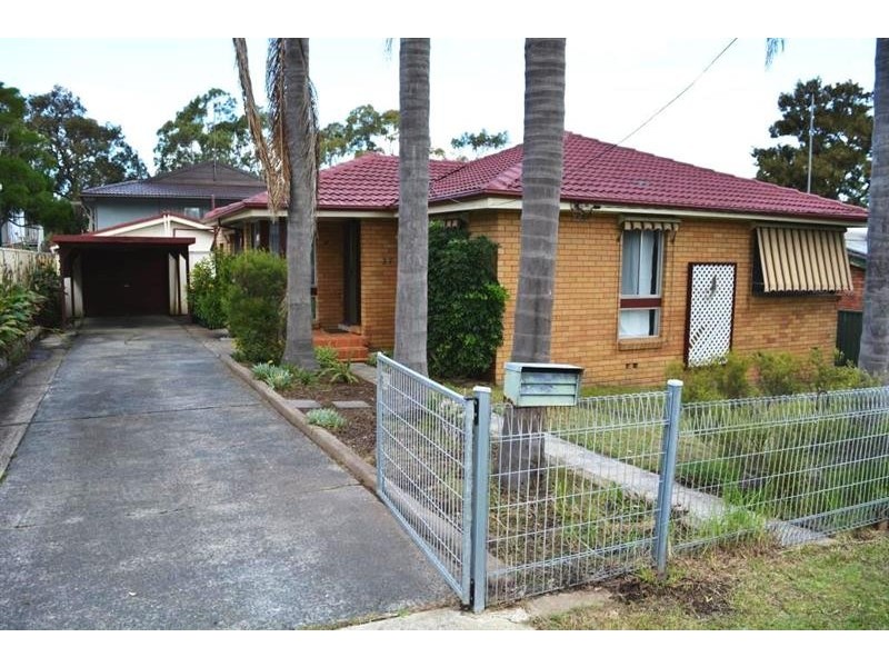 37 Rolfe Ave, Kanwal NSW 2259