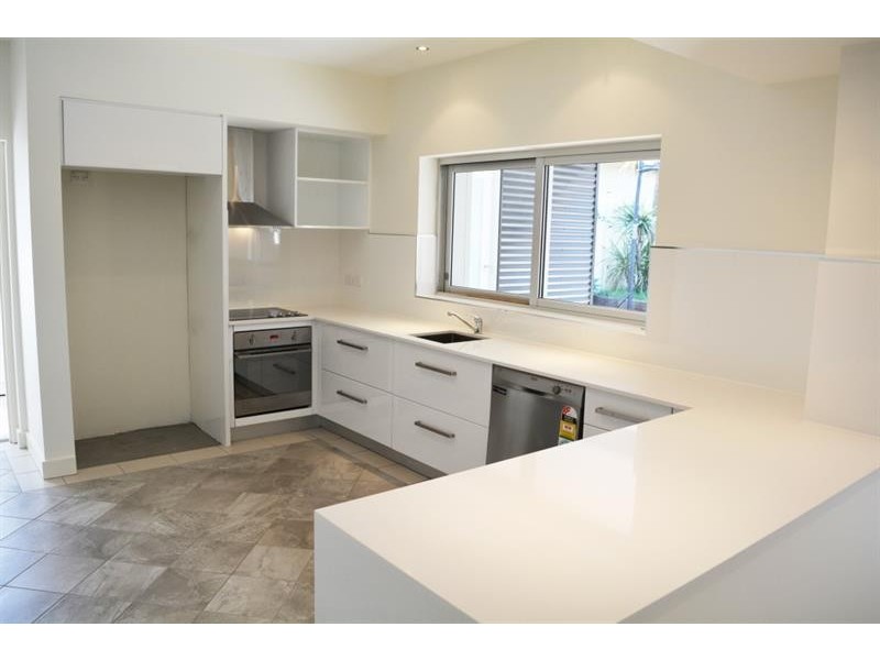 15 Melrose Avenue, Gorokan NSW 2263