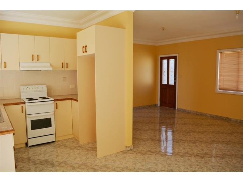 8a ELDEN  St, Toukley NSW 2263