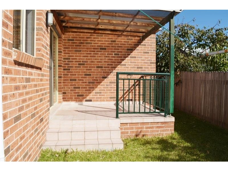 8a ELDEN  St, Toukley NSW 2263