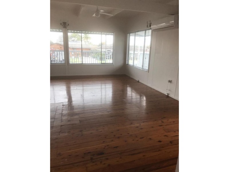 41 Eighth Ave, Toukley NSW 2263
