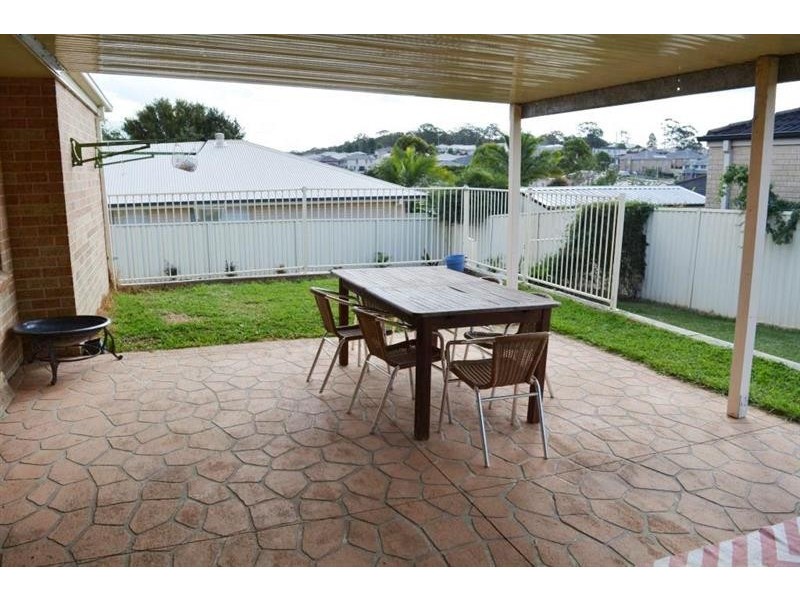 16 Bayberry Ave, Woongarrah NSW 2259