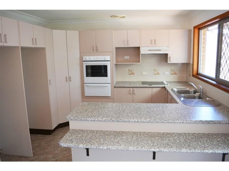 18 Jacqueline St, Gorokan NSW 2263
