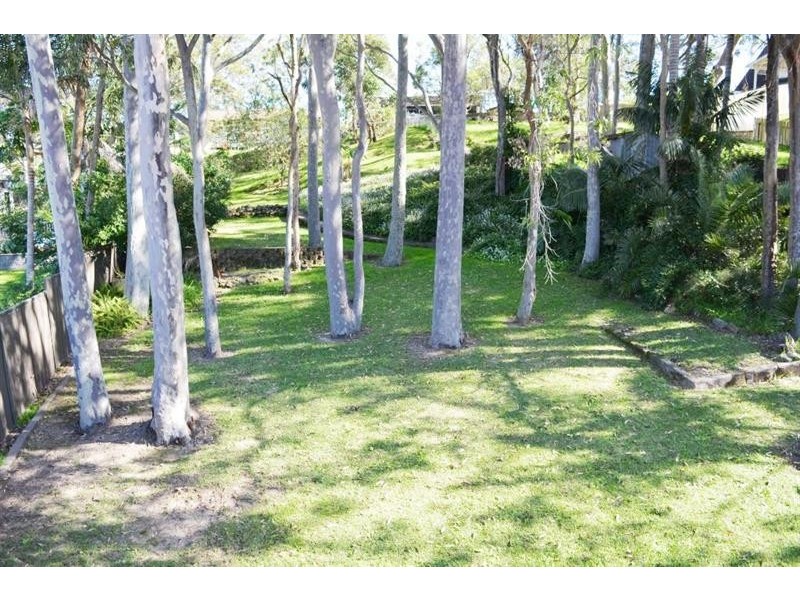 18 Jacqueline St, Gorokan NSW 2263
