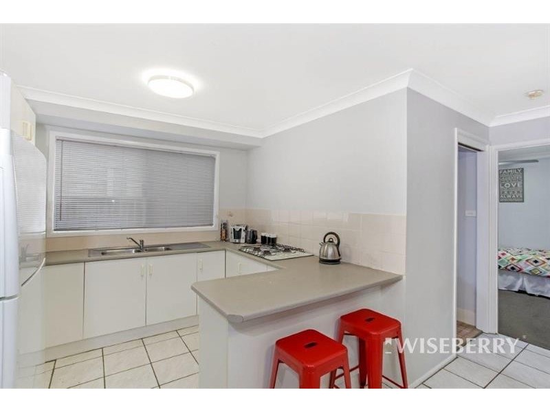 41 Nagle Cres, Blue Haven NSW 2262