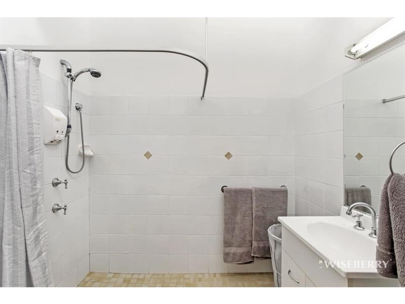 1/10 Kalulah Ave, Gorokan NSW 2263