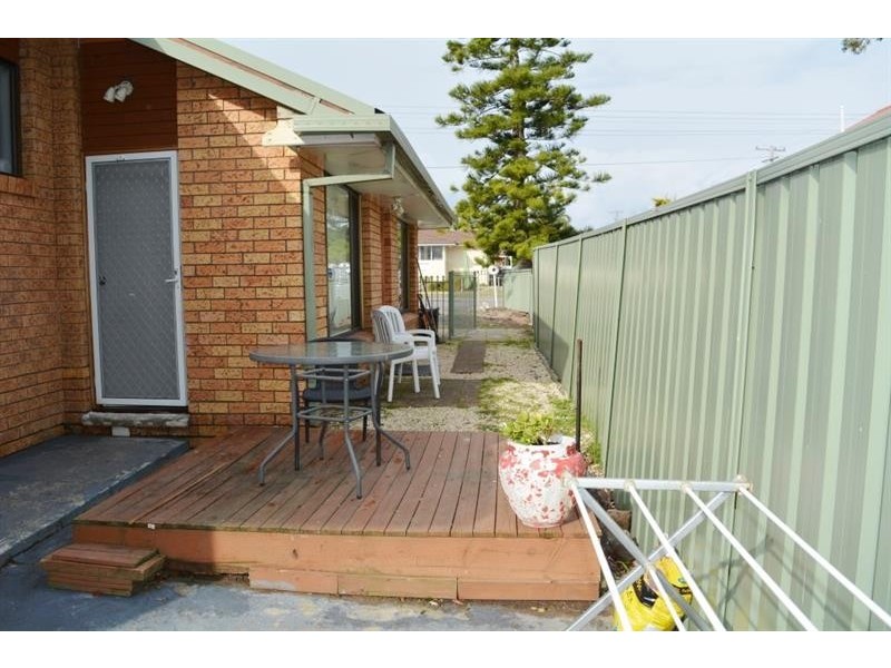 4a Hay St, Gorokan NSW 2263