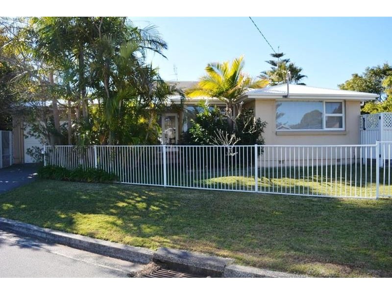 1 Elizabeth Dr, Noraville NSW 2263