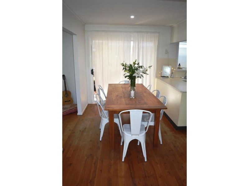 1 Elizabeth Dr, Noraville NSW 2263