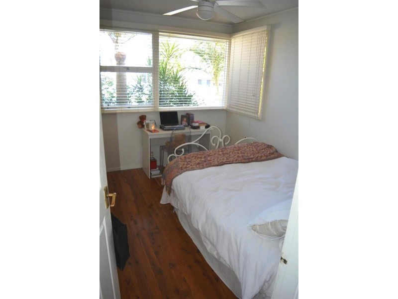 1 Elizabeth Dr, Noraville NSW 2263