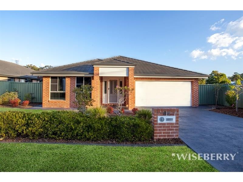 84 Hakone Rd, Woongarrah NSW 2259