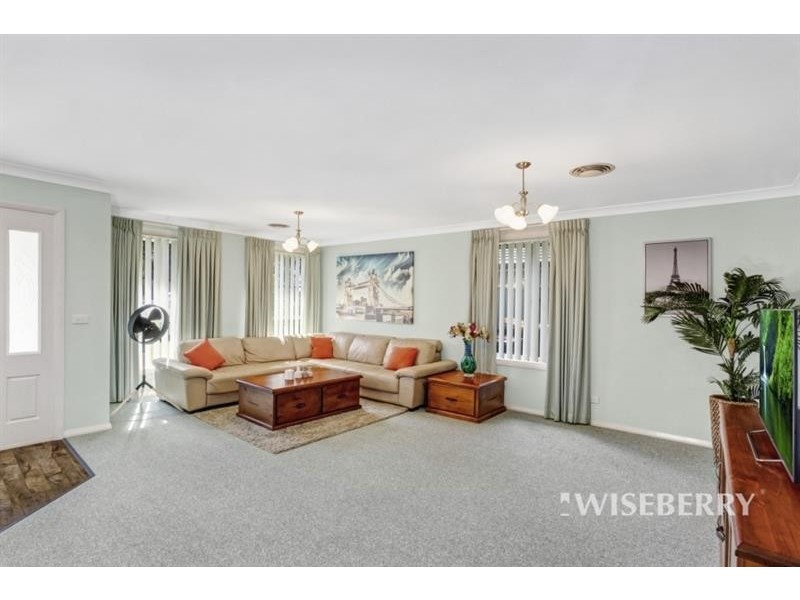 84 Hakone Rd, Woongarrah NSW 2259