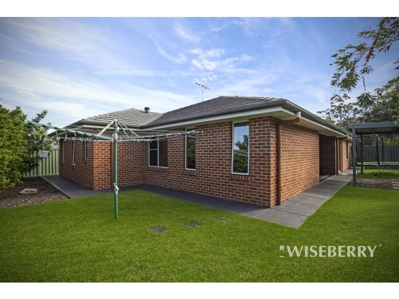 84 Hakone Rd, Woongarrah NSW 2259