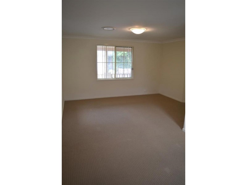 13 Vulcan Pl, Hamlyn Terrace NSW 2259